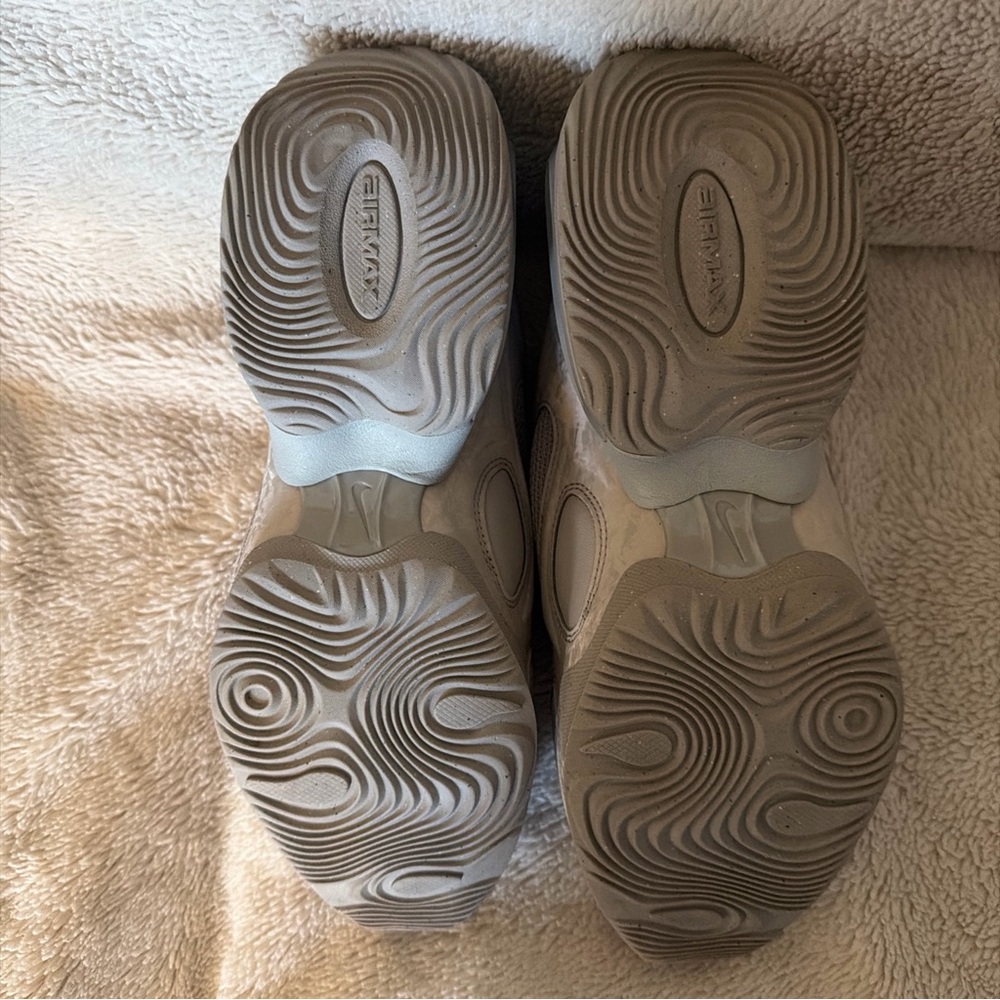 Nike Women’s Air Max Muse SE 8.5 College Grey - Picture 9 of 9